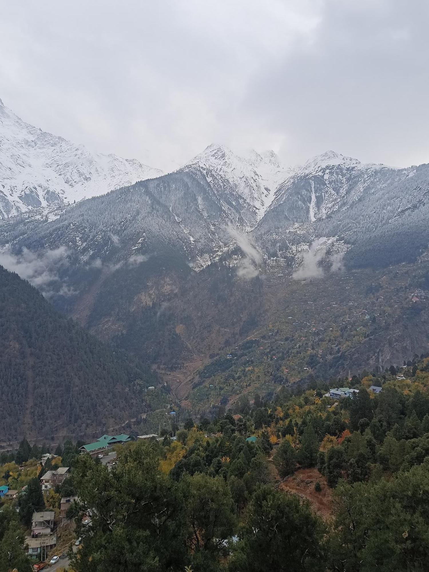 The Shudarang Inn Kalpa Eksteriør bilde