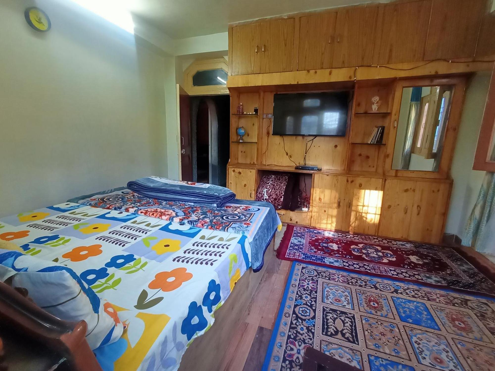 The Shudarang Inn Kalpa Eksteriør bilde